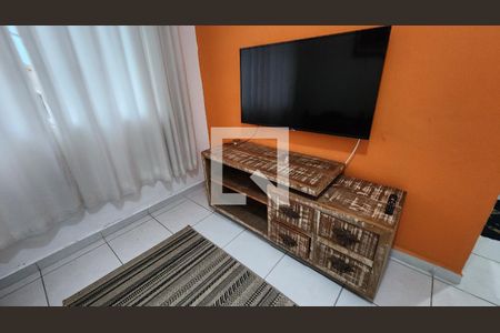 Detalhe Sala de apartamento para alugar com 1 quarto, 48m² em Pompéia, Santos