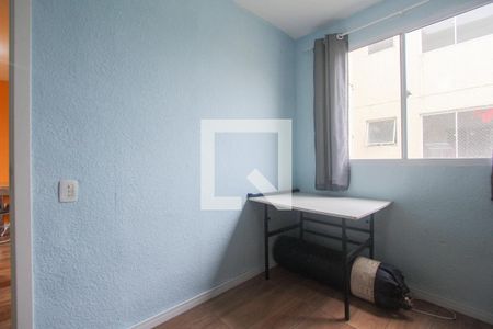 Quarto 1 de apartamento para alugar com 2 quartos, 41m² em Mário Quintana, Porto Alegre