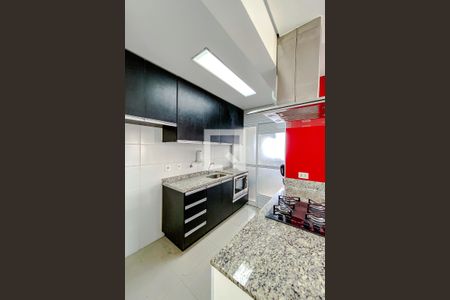 Apartamento à venda com 67m², 3 quartos e 2 vagasCozinha