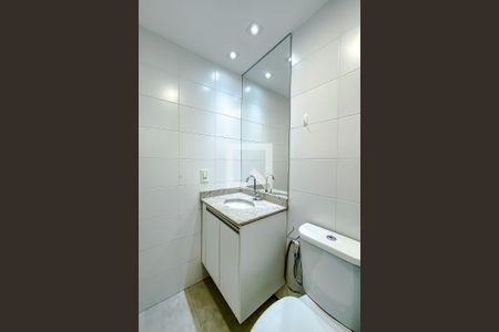 Apartamento à venda com 67m², 3 quartos e 2 vagasBanheiro da Suíte