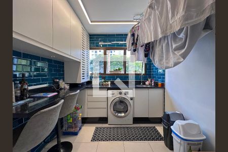 Apartamento à venda com 165m², 4 quartos e 3 vagasÁrea de Serviço