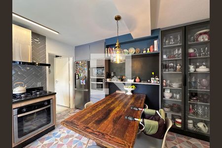 Apartamento à venda com 165m², 4 quartos e 3 vagasCozinha