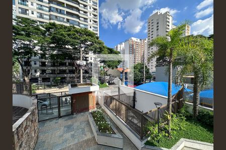 Apartamento à venda com 165m², 4 quartos e 3 vagasVista