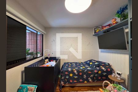 Apartamento à venda com 165m², 4 quartos e 3 vagasSuíte 2