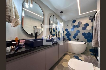 Apartamento à venda com 165m², 4 quartos e 3 vagasBanheiro Suíte 1