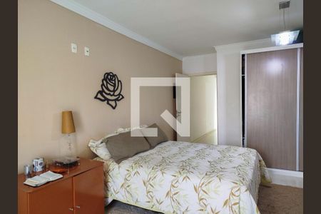 Casa à venda com 360m², 4 quartos e 4 vagasSuíte 1