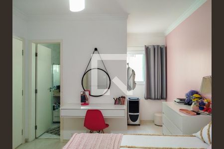 Casa à venda com 360m², 4 quartos e 4 vagasSuíte 2