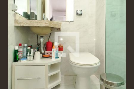 Casa à venda com 360m², 4 quartos e 4 vagasSuíte 2