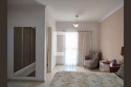 Casa à venda com 360m², 4 quartos e 4 vagasSuíte 1