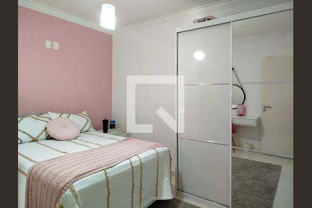 Casa à venda com 360m², 4 quartos e 4 vagasSuíte 2