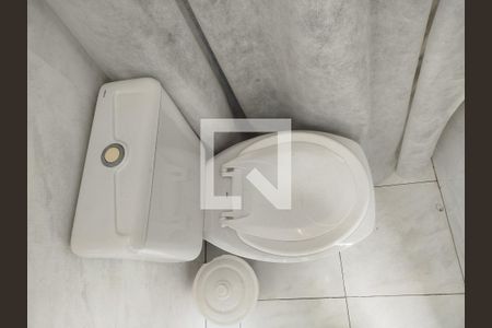 Casa à venda com 360m², 4 quartos e 4 vagasBanheiro da Área de Serviço