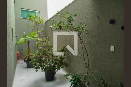 Casa à venda com 360m², 4 quartos e 4 vagasJardim de Inverno