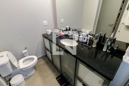 Apartamento à venda com 104m², 2 quartos e 2 vagasBanheiro da Suíte 1