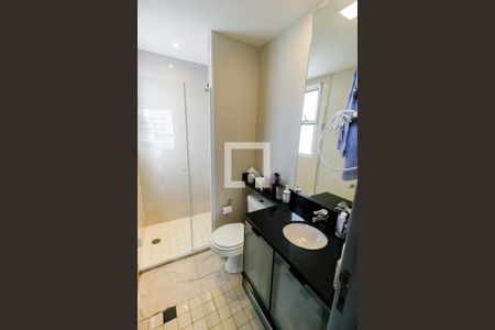 Apartamento à venda com 104m², 2 quartos e 2 vagasBanheiro da Suíte 2