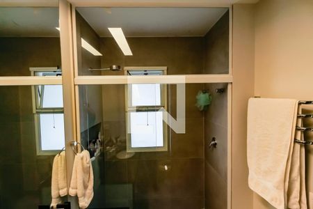 Apartamento à venda com 104m², 2 quartos e 2 vagasBanheiro da Suíte 1