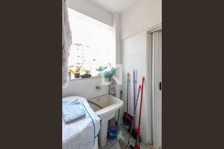 Apartamento para alugar com 120m², 3 quartos e 2 vagas Apartamento para alugar com 120m², 3 quartos e 2 vagasÁrea de serviço