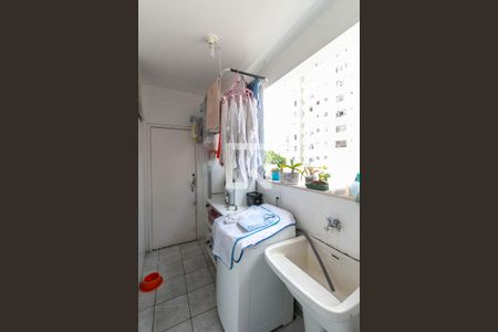 Apartamento para alugar com 120m², 3 quartos e 2 vagas Apartamento para alugar com 120m², 3 quartos e 2 vagasÁrea de serviço
