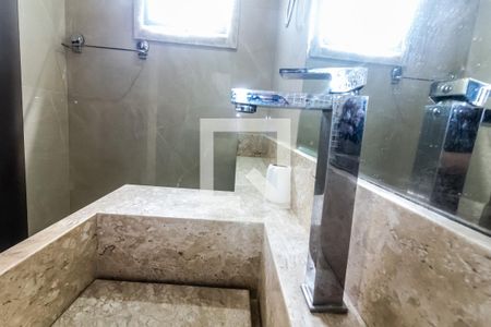 Apartamento para alugar com 62m², 2 quartos e 1 vagaBanheiro da Suíte Quarto 2