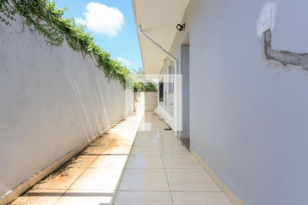 Casa para alugar com 170m², 4 quartos e 5 vagasQuintal