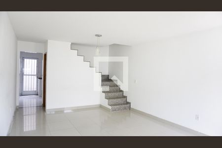 Sala de casa de condomínio à venda com 3 quartos, 240m² em Freguesia (jacarepaguá), Rio de Janeiro