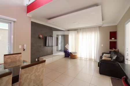 Sala de casa à venda com 3 quartos, 243m² em Loteamento Jardim Ipanema, Jundiaí
