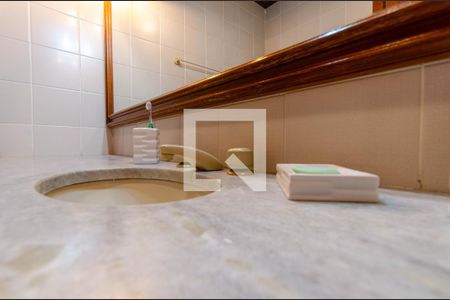 Apartamento à venda com 270m², 3 quartos e 2 vagasDetalhe Banheiro da Suíte