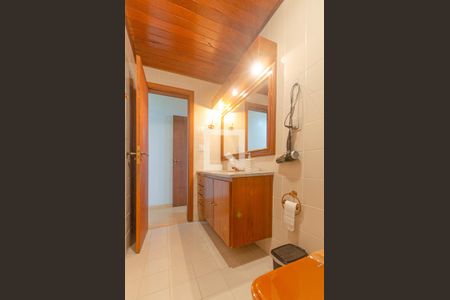 Apartamento à venda com 270m², 3 quartos e 2 vagasBanheiro