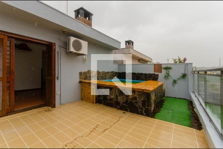 Apartamento à venda com 270m², 3 quartos e 2 vagasPiscina