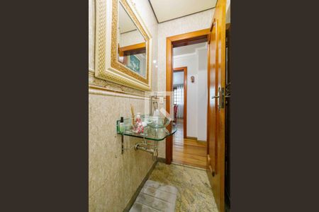 Casa de condomínio à venda com 493m², 4 quartos e 2 vagasLavabo