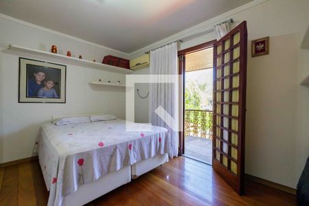 Casa de condomínio à venda com 493m², 4 quartos e 2 vagasQuarto