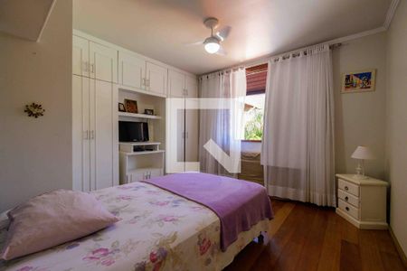 Casa de condomínio à venda com 493m², 4 quartos e 2 vagasSuíte 3