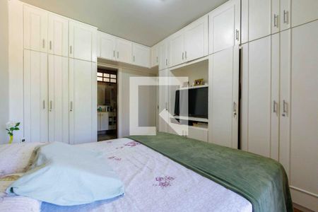 Casa de condomínio à venda com 493m², 4 quartos e 2 vagasSuíte 2