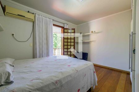 Casa de condomínio à venda com 493m², 4 quartos e 2 vagasQuarto