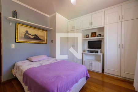 Casa de condomínio à venda com 493m², 4 quartos e 2 vagasSuíte 3