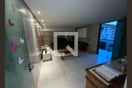 Sala  de casa à venda com 4 quartos, 260m² em Colégio Batista, Belo Horizonte
