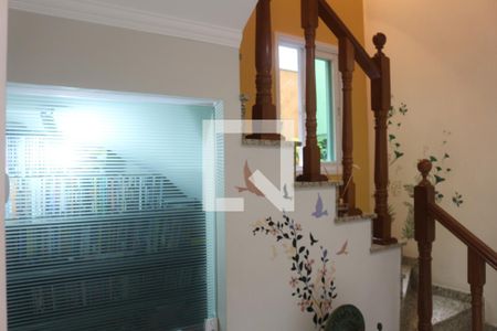 Casa à venda com 269m², 3 quartos e 7 vagasEscada