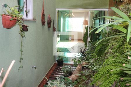 Casa à venda com 269m², 3 quartos e 7 vagasJardim