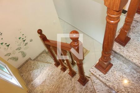 Casa à venda com 269m², 3 quartos e 7 vagasEscada