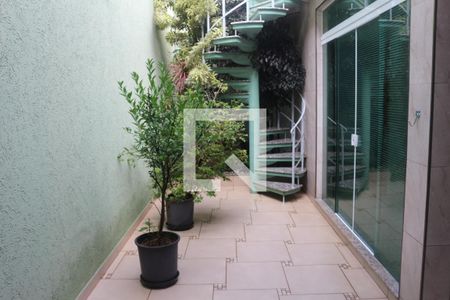 Casa à venda com 269m², 3 quartos e 7 vagasQuintal