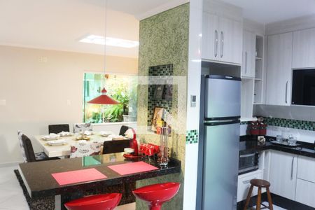 Casa à venda com 269m², 3 quartos e 7 vagasCozinha