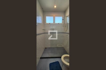 Casa de condomínio à venda com 550m², 4 quartos e 3 vagasBanheiro do quarto 1