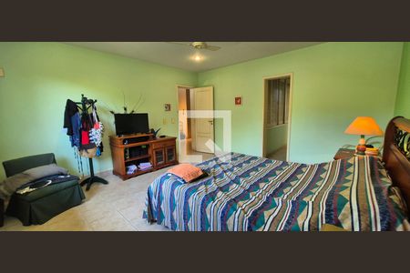 Casa de condomínio à venda com 550m², 4 quartos e 3 vagasQuarto 4