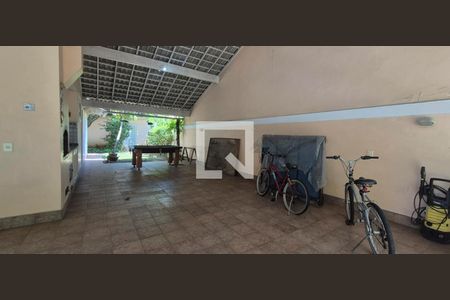 Casa de condomínio à venda com 550m², 4 quartos e 3 vagasVaranda gourmet