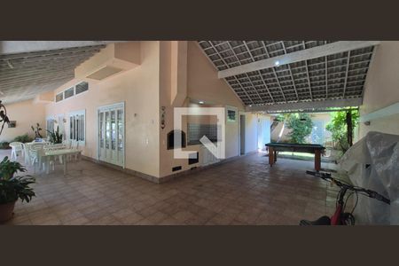 Casa de condomínio à venda com 550m², 4 quartos e 3 vagasVaranda gourmet