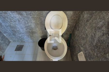 Casa de condomínio à venda com 550m², 4 quartos e 3 vagasBanheiro 3