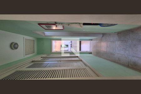 Casa de condomínio à venda com 550m², 4 quartos e 3 vagasQuarto 4