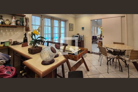 Sala de casa de condomínio à venda com 4 quartos, 550m² em Recreio dos Bandeirantes, Rio de Janeiro