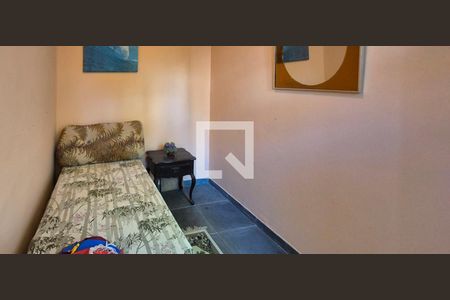 Casa de condomínio à venda com 550m², 4 quartos e 3 vagasQuarto de serviço