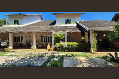 Casa de condomínio à venda com 550m², 4 quartos e 3 vagasVaranda