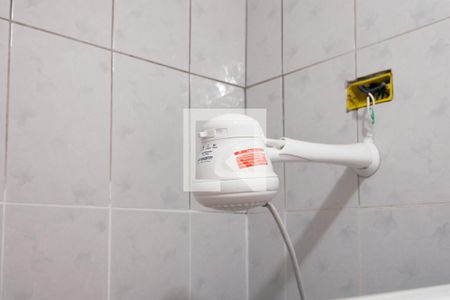 Banheiro de kitnet/studio para alugar com 0 quarto, 28m² em Centro Histórico de São Paulo, São Paulo